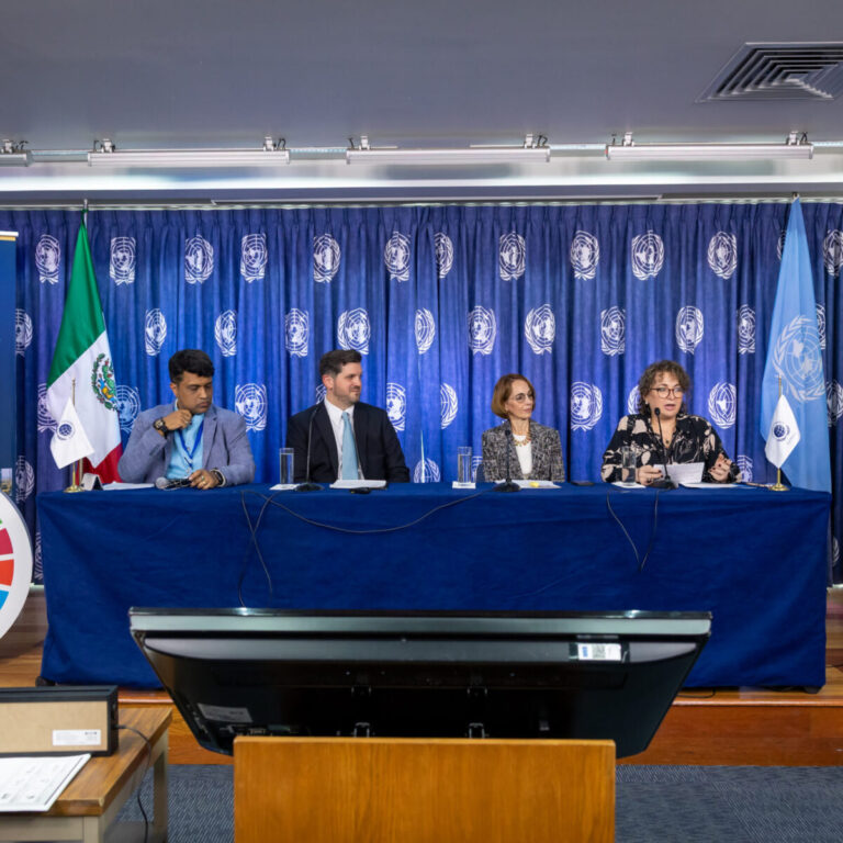 0245_250627_Siemens_DB1_8553_hi-scaled-1200x1200