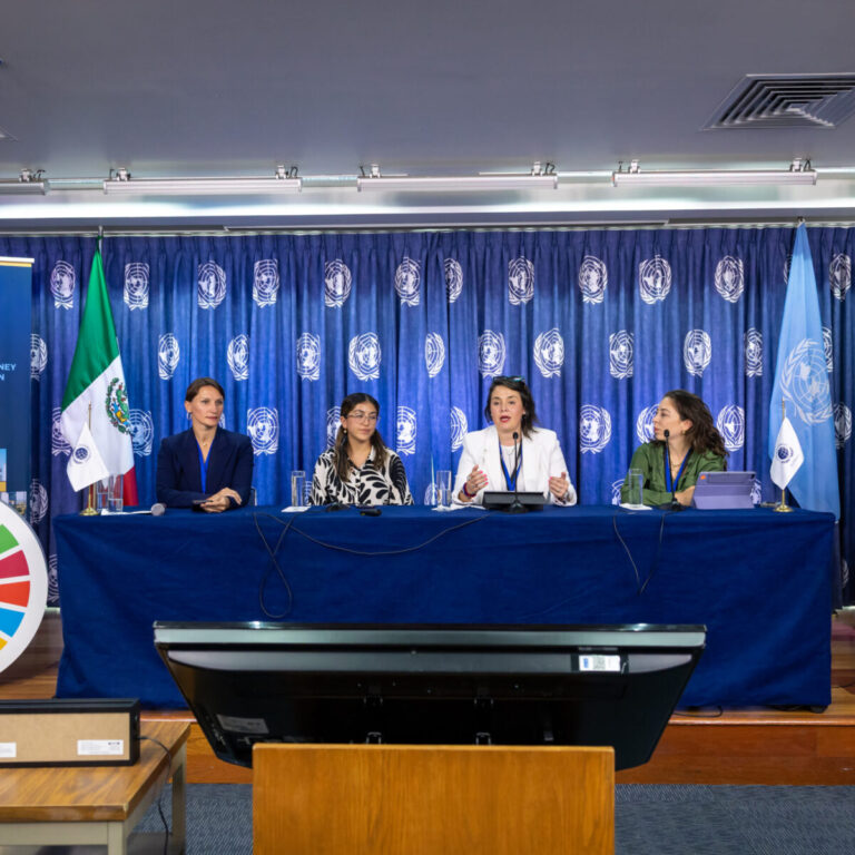 0263_250627_Siemens_DB1_8566_hi-scaled-1200x1200