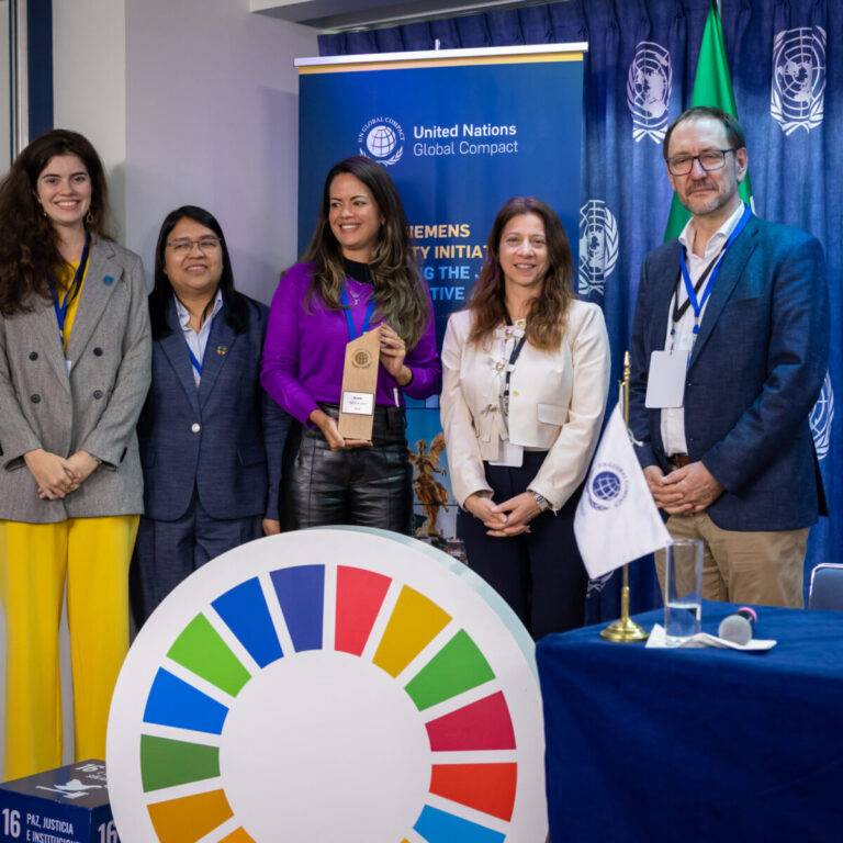 0290_250627_Siemens_DB1_8583_hi-scaled-1200x1200