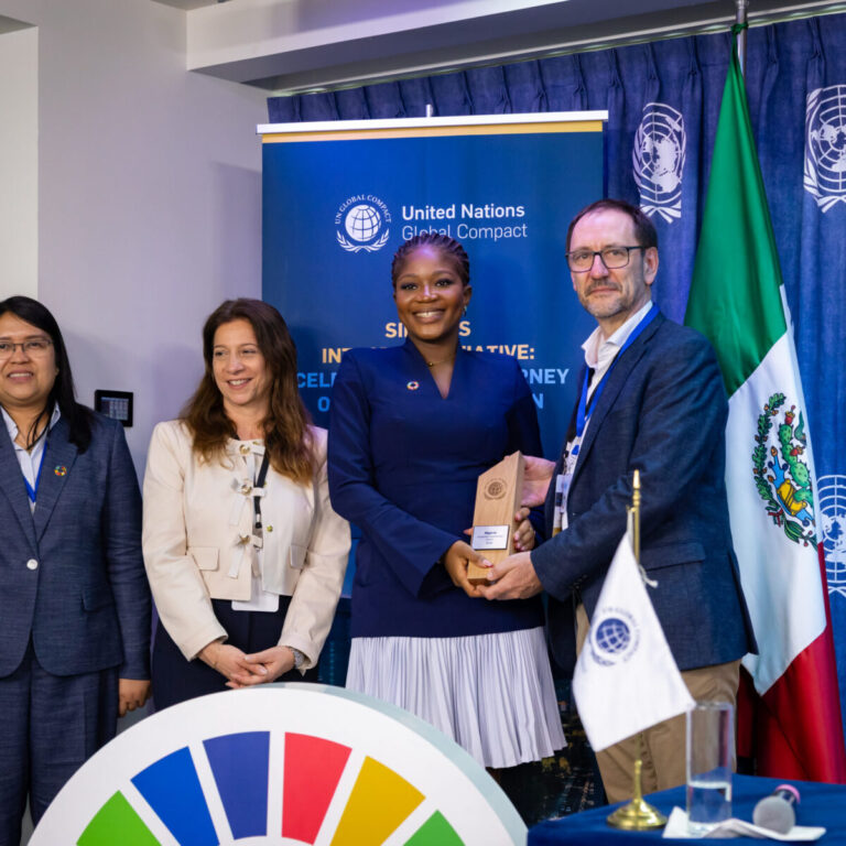 0296_250627_Siemens_DB1_8602_hi-scaled-1200x1200