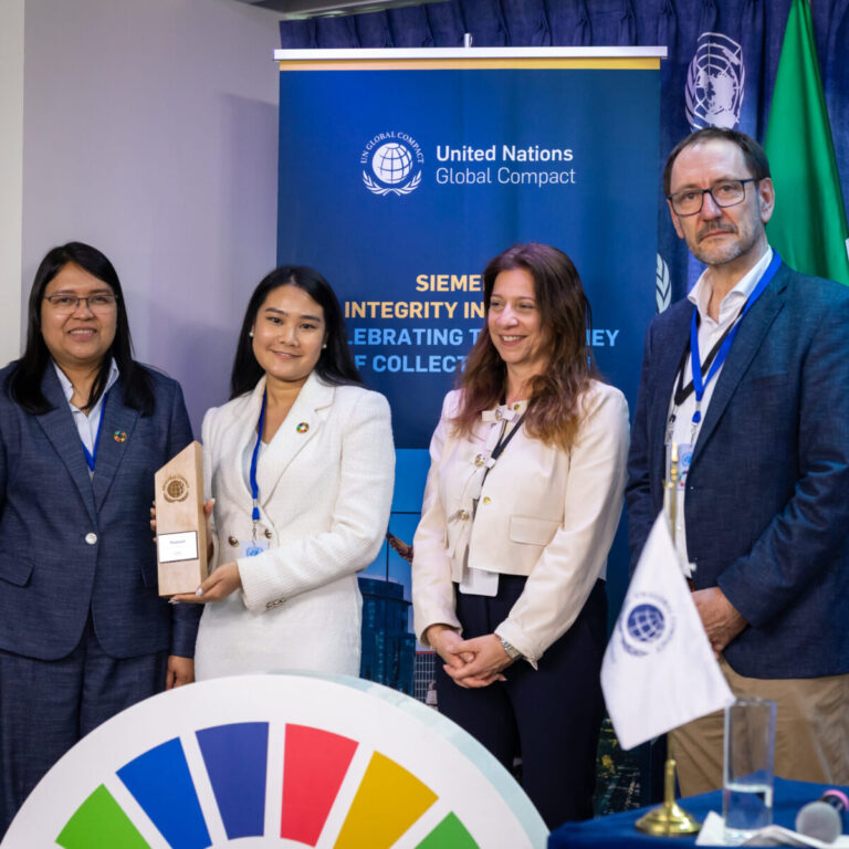 0297_250627_Siemens_DB1_8607_hi-scaled-1200x1200